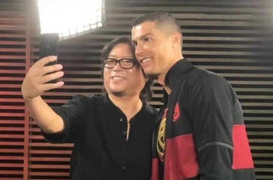 高晓松采访逼烦C罗 C罗团队当场发飙