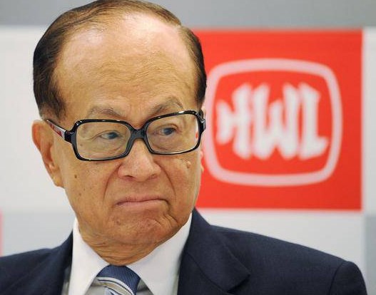 身家千亿41岁才生独子 90岁才当爷爷