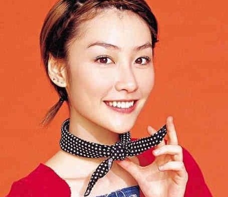 被陈冠希毁掉一生的四个女人