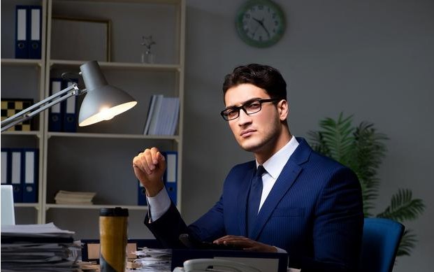 成功的路不拥挤 坚持的人并不多