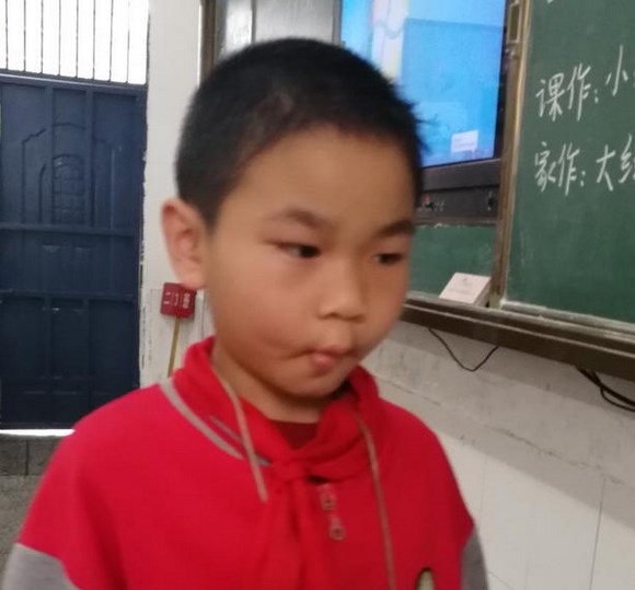 畅诺教育：学会蹲下来看孩童的世界