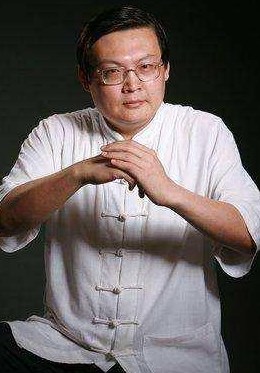 老梁被封杀原因曝光，电视节目全停播