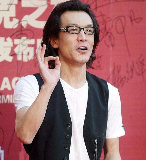 李咏叶落归根，哈文或将把丈夫带回祖国