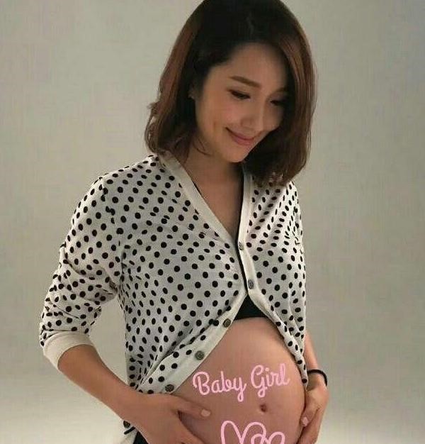 生了女儿，王祖蓝“不愿意”抱孩子
