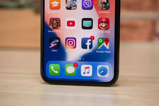 iPhoneX：一款“革命性”苹果手机！