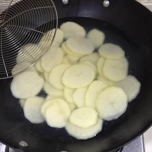 好吃的干锅土豆片，做法很简单！