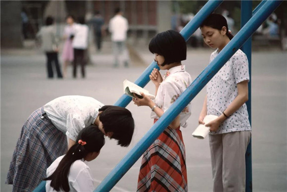 北京大叔拍下80年代的青春，美好到让人落泪
