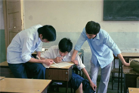 北京大叔拍下80年代的青春，美好到让人落泪
