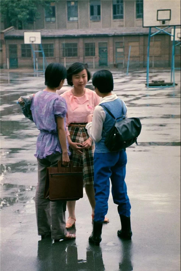 北京大叔拍下80年代的青春，美好到让人落泪