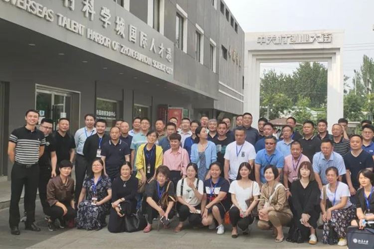 听得懂的创业课授课现场
