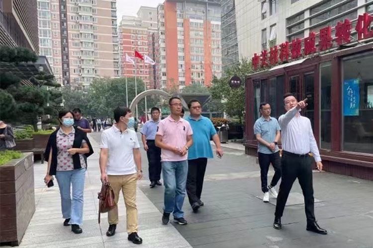 创业参观