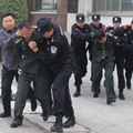 假军官团伙落网 “首长”吓尿