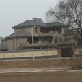 谷俊山被停职调查后媒体曝光的谷家豪宅群