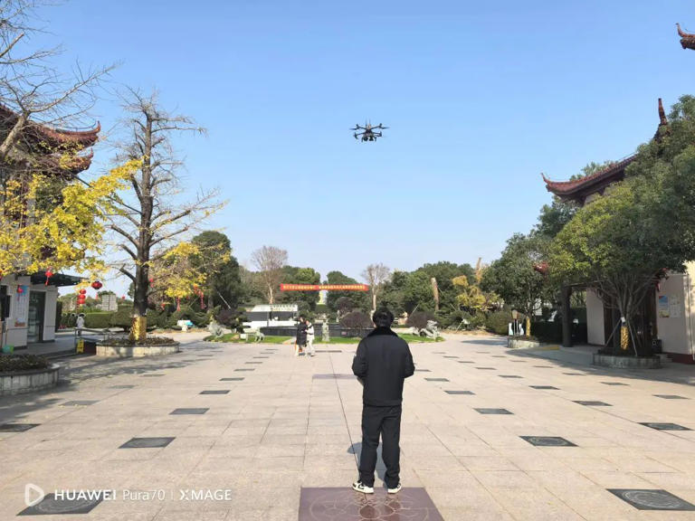 第一批已堵在路上！司机急了，空中突然传来...建议全国推广！