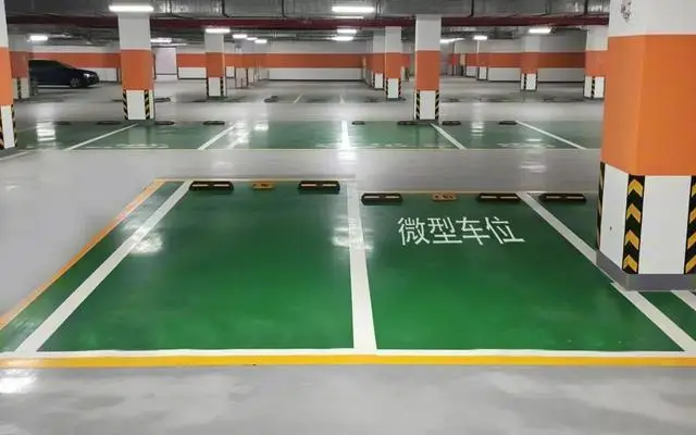 买小车位放大车“挤”到邻居，法院判了！