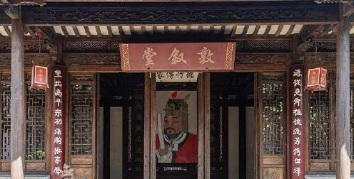 距无锡市中心2.5公里，藏着一座古镇，以祠堂闻名于世，还是5A景区