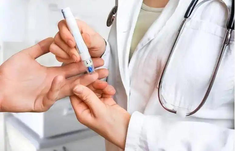 萝卜是高血脂“隐藏凶手”？医生忠告：不想血管堵塞，4种菜少吃