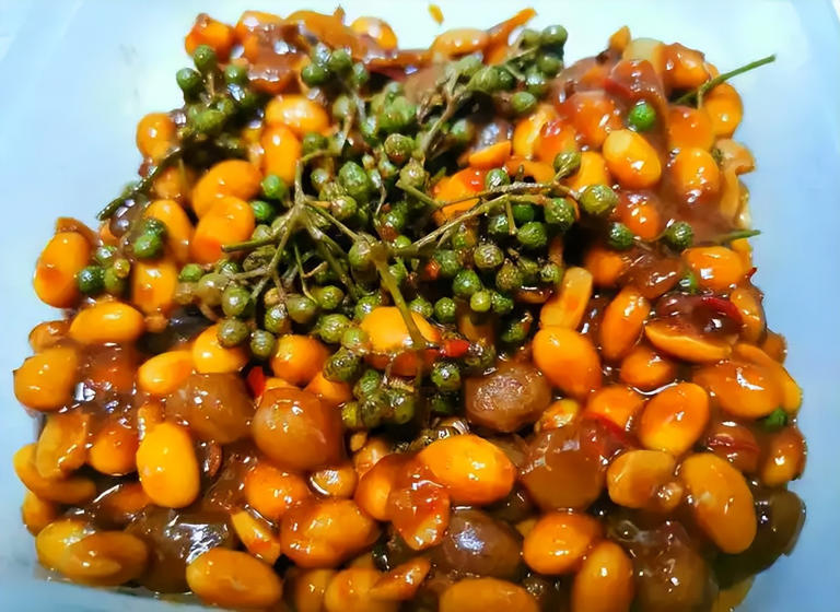 萝卜是高血脂“隐藏凶手”？医生忠告：不想血管堵塞，4种菜少吃