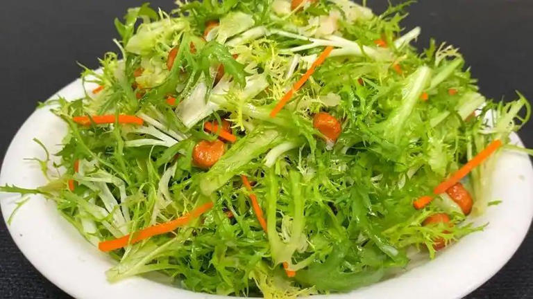 萝卜是高血脂“隐藏凶手”？医生忠告：不想血管堵塞，4种菜少吃