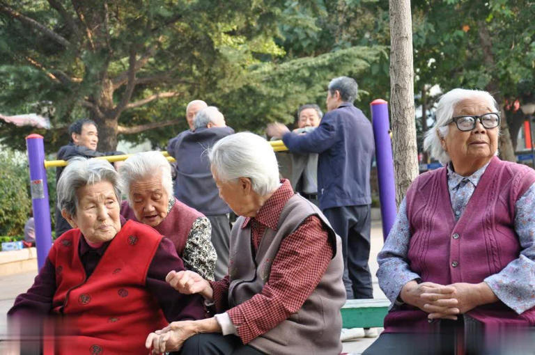 一万人中，有多少人能活到80岁？活到多少岁算长寿？