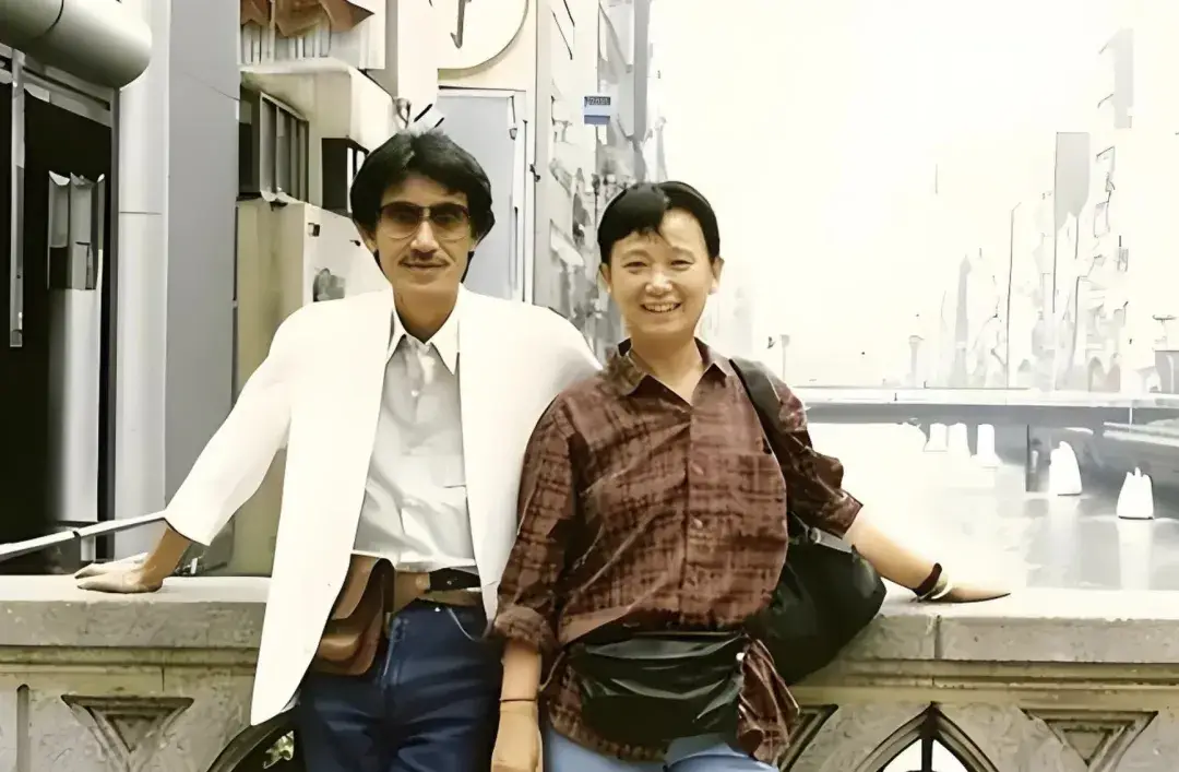 一夫二妻45年,两个女人心甘情愿围着他转,董今狐到底有何魅力?