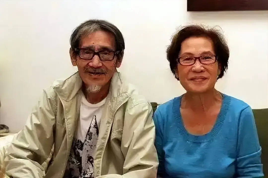 一夫二妻45年,两个女人心甘情愿围着他转,董今狐到底有何魅力?