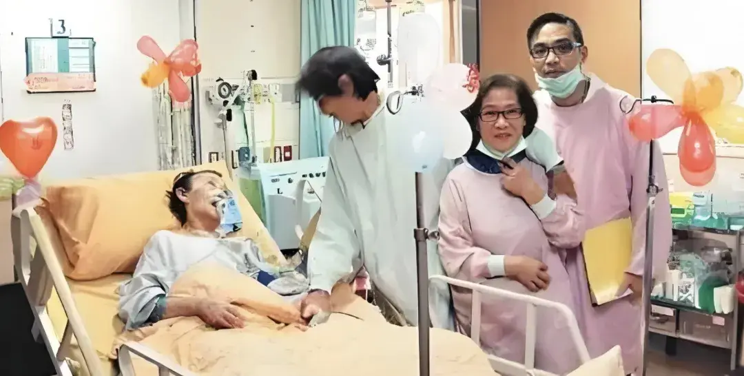 一夫二妻45年,两个女人心甘情愿围着他转,董今狐到底有何魅力?