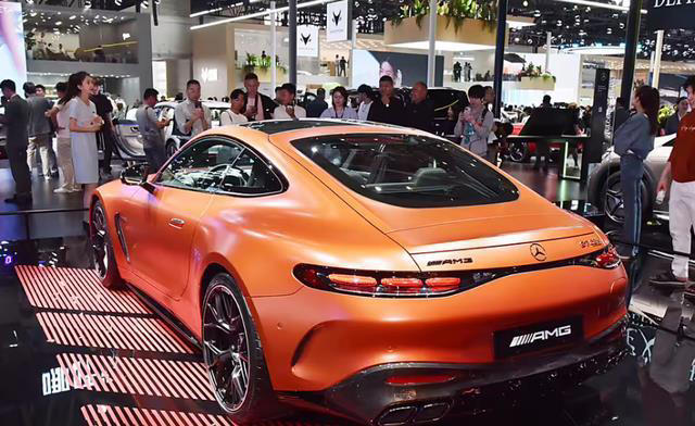 全新奔驰AMG GT 63 SE，搭载4.0T+V8引擎，2.8秒破百！