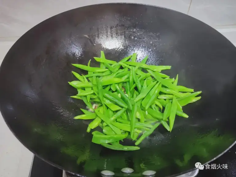 冬天,最该吃的不是萝卜,而是它!高钙高钾高蛋白,随手炒,真下饭 冬天,最该吃的不是萝卜,而是它!高钙高钾高蛋白,随手炒,真下饭