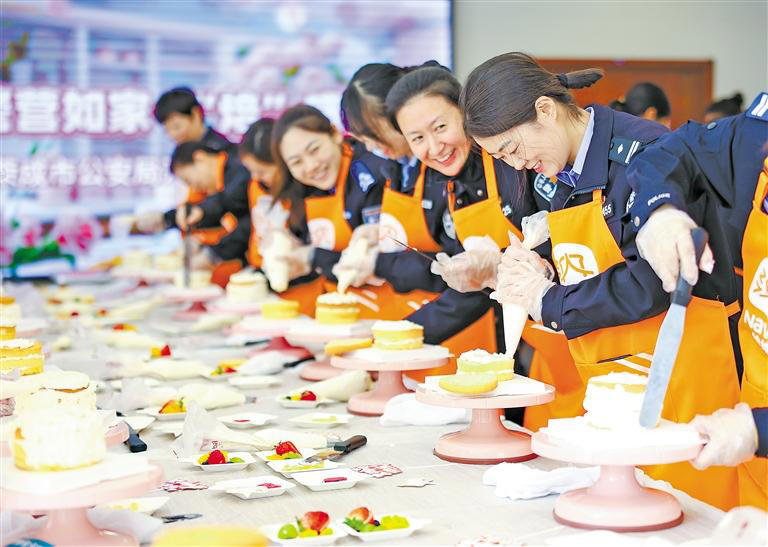 多彩活动迎 “三八”国际妇女节