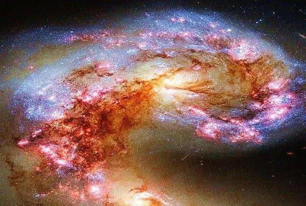 地球上的太阳是如何形成的？
