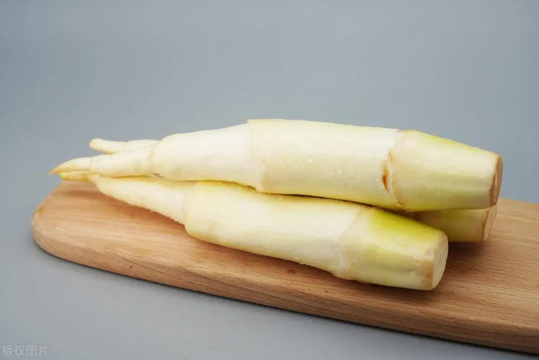 为什么茭白里面有黑点，这样的茭白还能吃吗？建议你看完后再吃