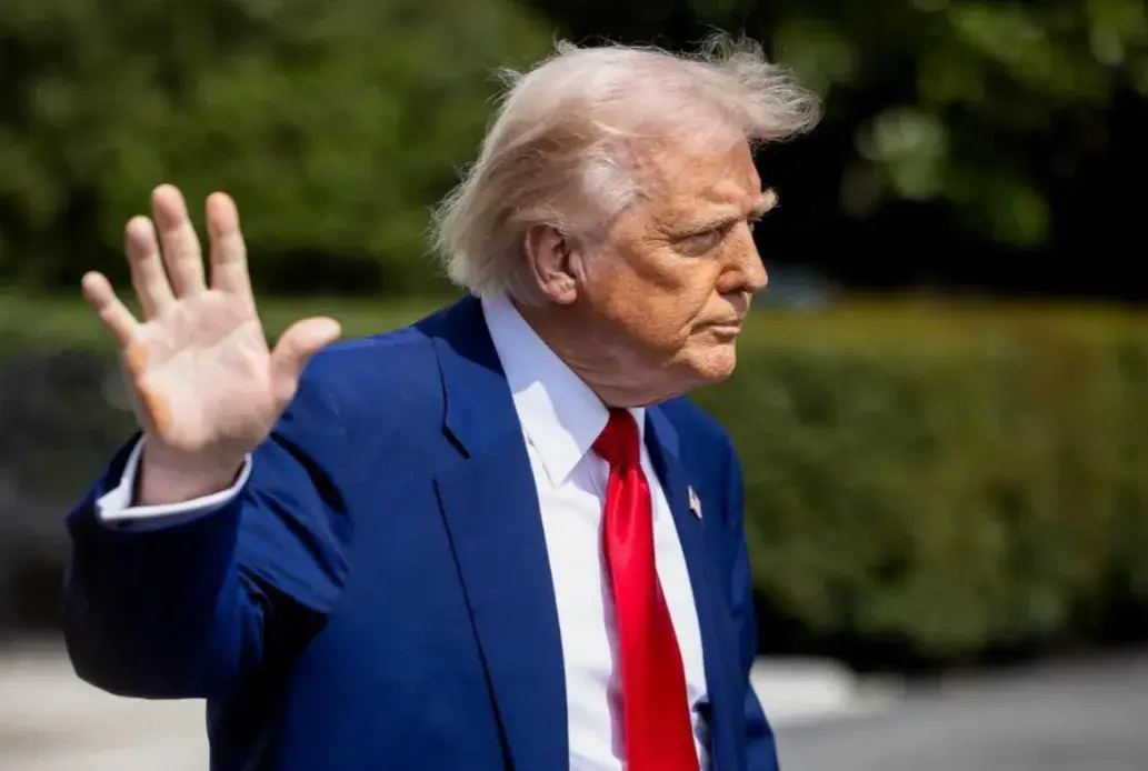 中方掀桌不谈了，眼看独角戏唱不下去，特朗普对华开“停战”条件