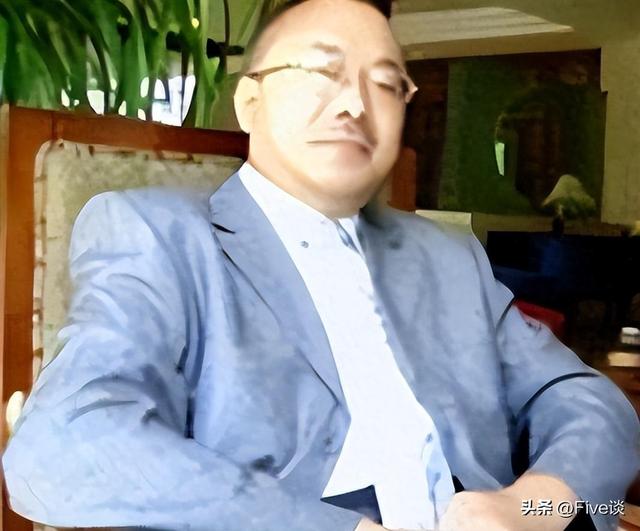 央媒笔杆子竟是日本间谍，潜伏中国三十年，2022年临退休接头被捕
