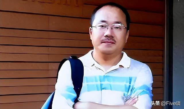 央媒笔杆子竟是日本间谍，潜伏中国三十年，2022年临退休接头被捕
