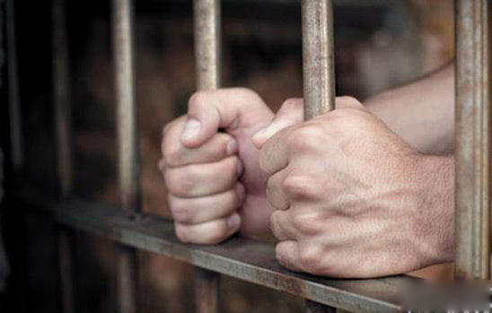 女子与老公同房被情人勒死称其不忠辩护激情杀人